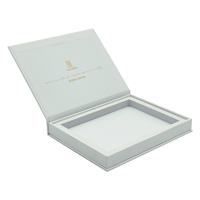 Colorful Magnet Closure Cosmetic Packaging Box﻿ Rigid Magnetic Lid Gift Box