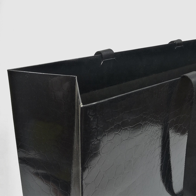 Hand Length Handle Custom Logo Printed Luxury Black Shoes Clothes Packaging Paper Bag