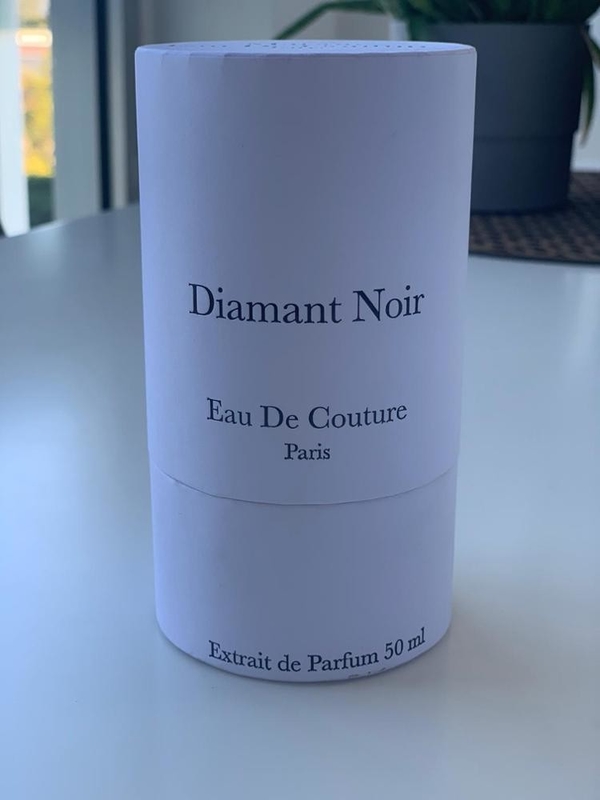 White Wax Coated Paper Tube Box For Customized Cosmetic Bottle Packaging