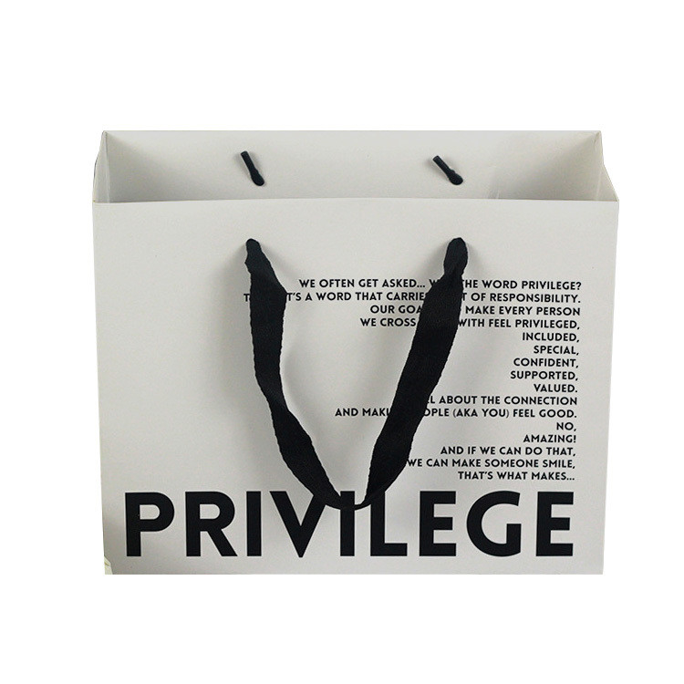 Small Product Gift Shopping Paper Bag With Handle And Personalized Logo