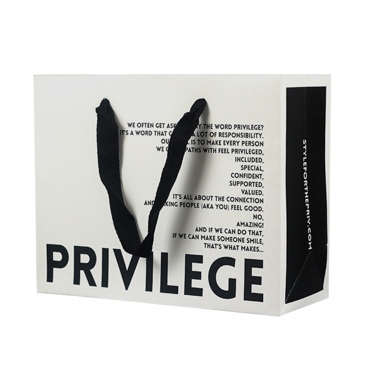 Small Product Gift Shopping Paper Bag With Handle And Personalized Logo