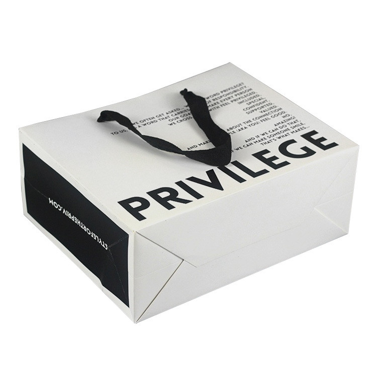 Small Product Gift Shopping Paper Bag With Handle And Personalized Logo