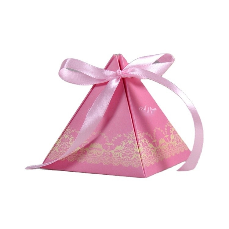 Custom Pyramid Candy Box Creative Packaging Box for Floral Wedding Souvenir