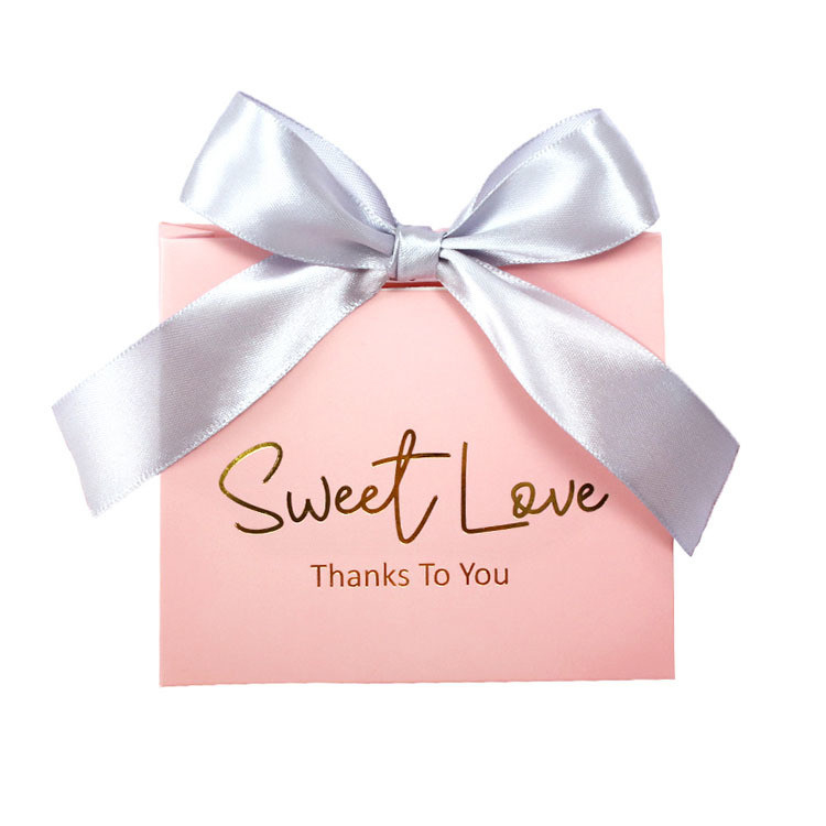 Wedding Guest Gift Bags with Skin Care Products Made of Recycled Materials Custom Size