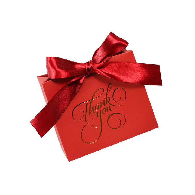 Wedding Guest Gift Bags with Skin Care Products Made of Recycled Materials Custom Size