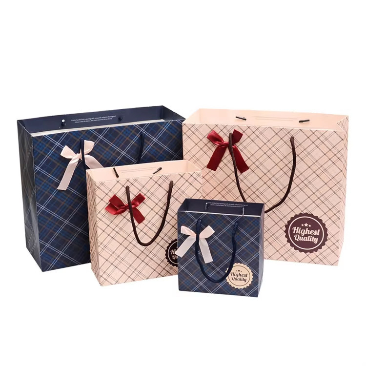 Offset Printing Paper Bag With Handle Recyclable Gift Shopping Bag Customized