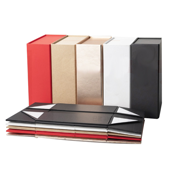 Flat Folding Gift Box With Magnetic Lid 4C UV Lamination Embossing Stamping