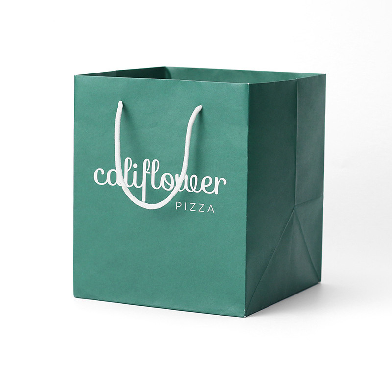 Durable And Stylish Cardboard Paper Shopping Bags Offset Printing Ins Style