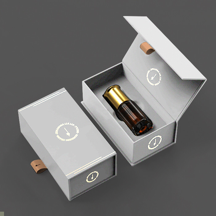 Recycled Cosmetic Folding Paper Box Magnet Closure Make Up Cardboard Box