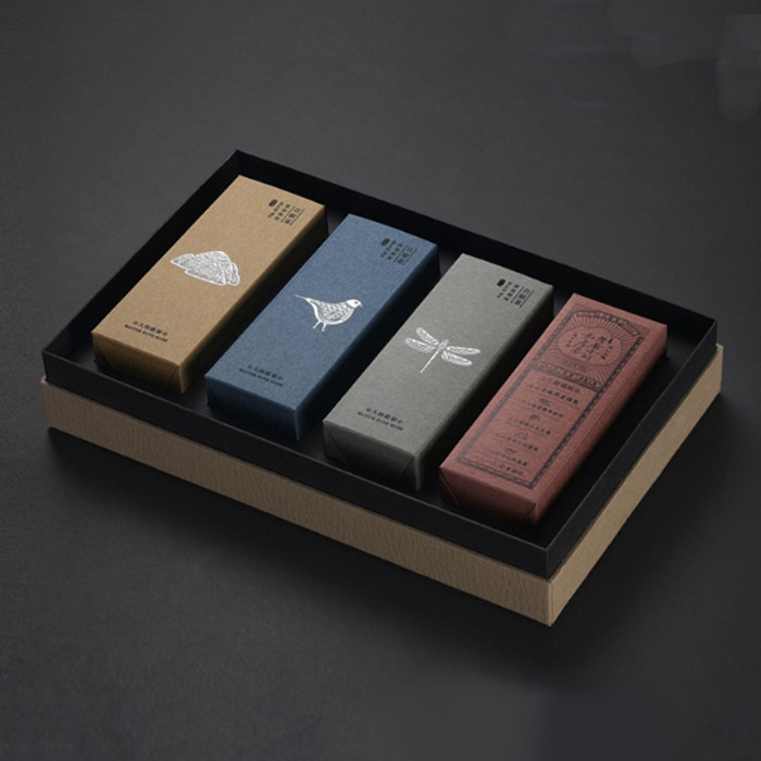 Recycled Cosmetic Folding Paper Box Magnet Closure Make Up Cardboard Box
