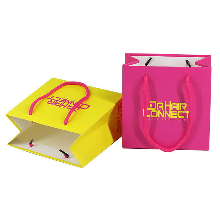OEM Kraft Shopping Paper Bags For Clothing And Shoes Gift Handbags