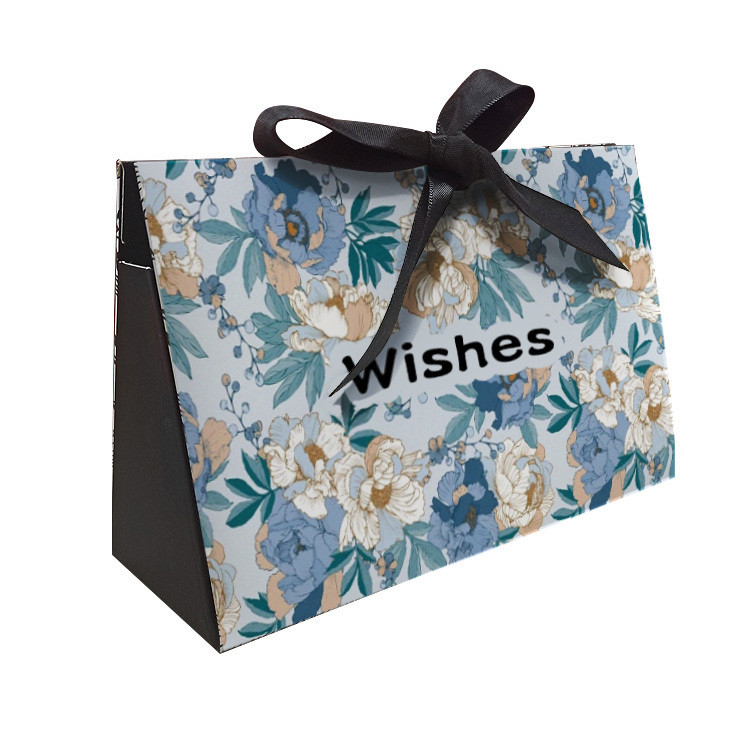 Recycled Materials Custom Triangle Wedding Candy Box Creative Chocolate Candy Paper Box