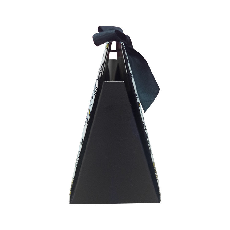 Recycled Materials Custom Triangle Wedding Candy Box Creative Chocolate Candy Paper Box