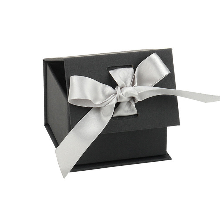 Custom Logo UV Coating Cardboard Flip Ring Earring Packaging Box with Ribbon Design