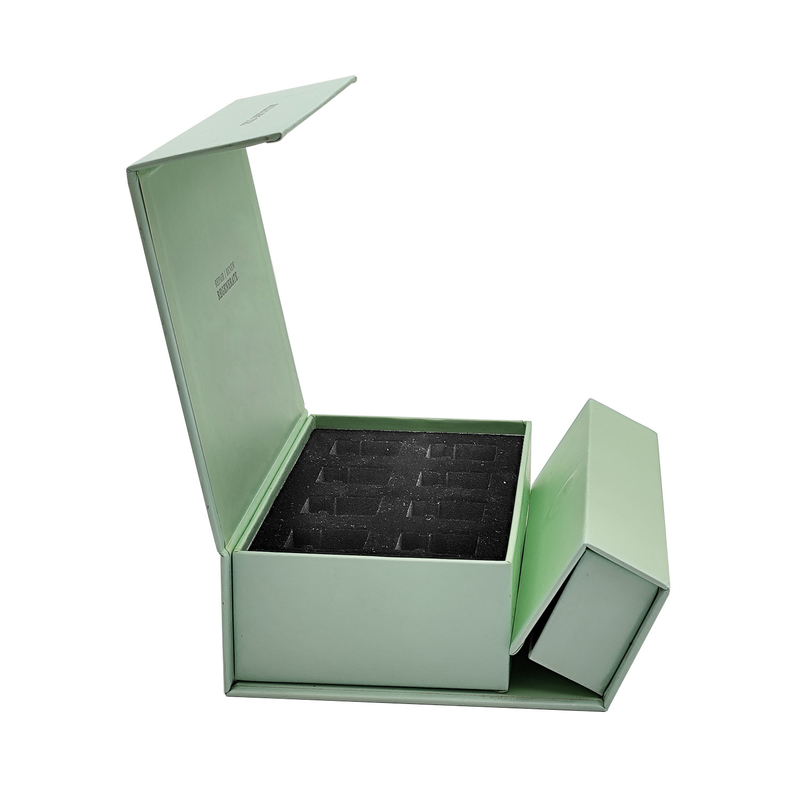 Flip Cover Rigid Gift Box Skincare Custom Magnetic Box Packaging With Dividers Tray