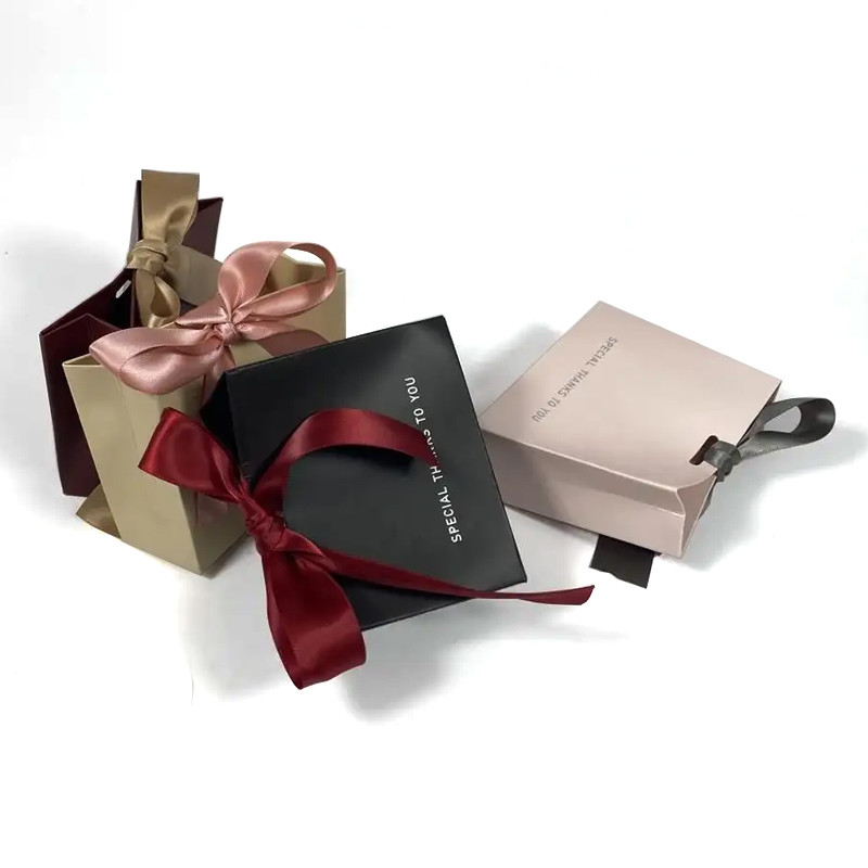 Luxury Custom Die-Cut Thank You Gift Paperboard Bags With Lamination Ribbon Accessory And Certificate For Small Businesses